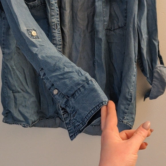 Blue chambray shirt - Picture 4 of 4